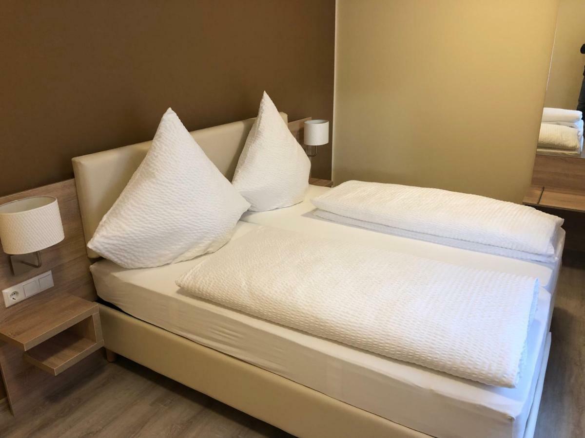 Hotel Gambrinus Dutenhofen Wetzlar Eksteriør billede